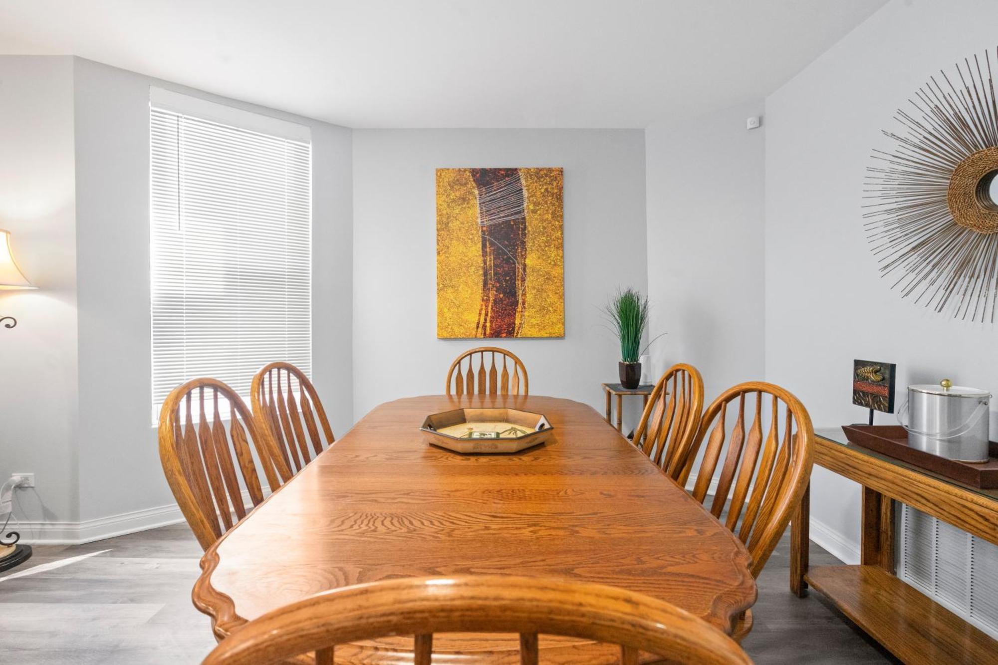 Appartement Newly Rehabbed Greystone With 2 Private Apartments, Backyard, Garage, Laundry, Close To Expressway *